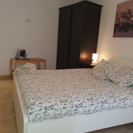 Apartamentos Naranja Y Limon Valensiya Dış mekan fotoğraf