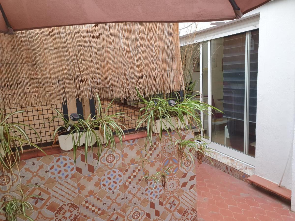 Apartamentos Naranja Y Limon Valensiya Dış mekan fotoğraf